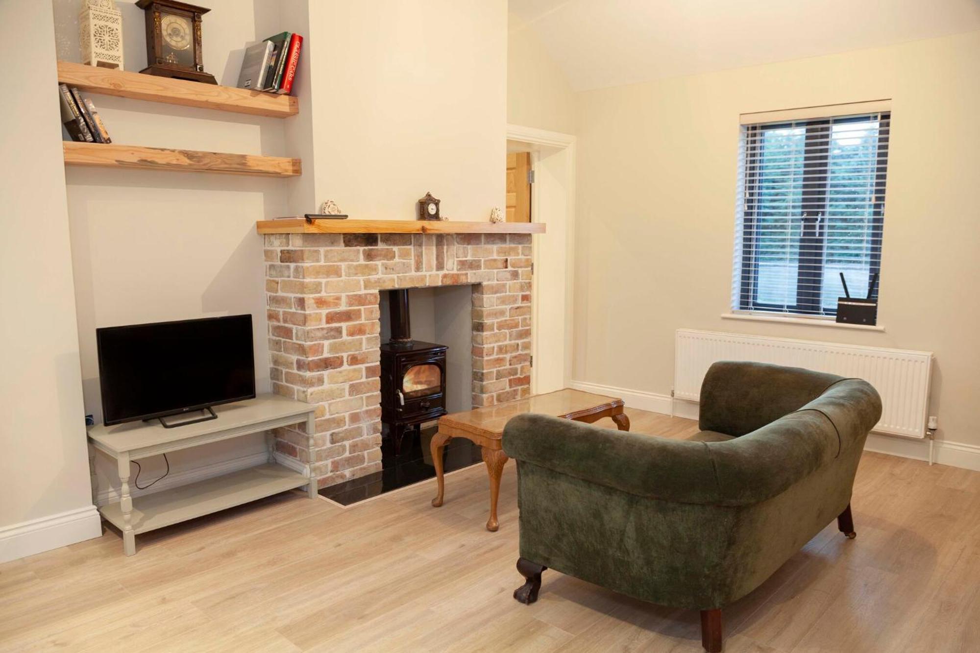 Lavender Cottage - 2 Bedroom Home Newbridge  Exterior foto